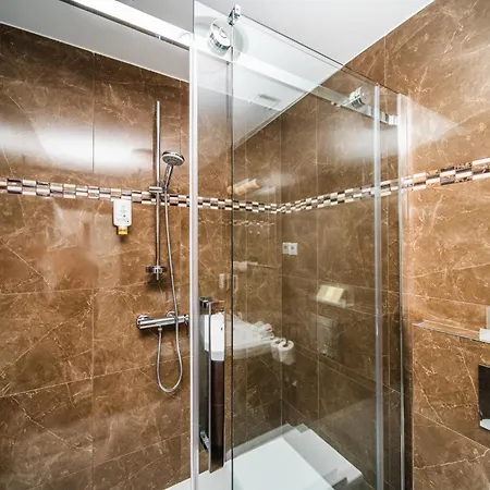 Sunce Palace With Free Offsite Parking