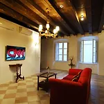Sunce Palace With Free Offsite Parking Apartment Dubrovnik