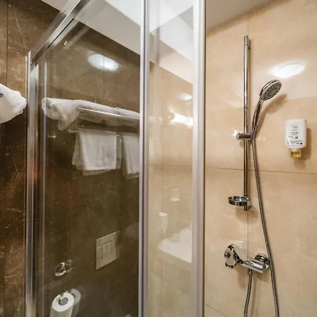 Sunce Palace With Free Offsite Parking Appartement