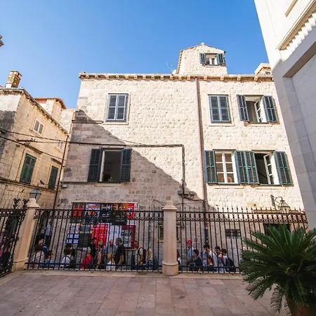 Sunce Palace With Free Offsite Parking