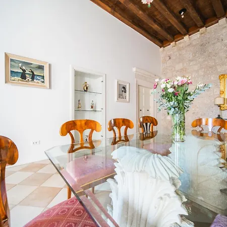 Daire Sunce Palace With Free Offsite Parking Dubrovnik