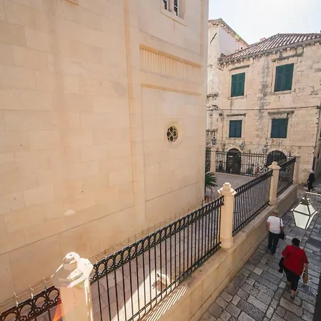 Sunce Palace With Free Offsite Parking *