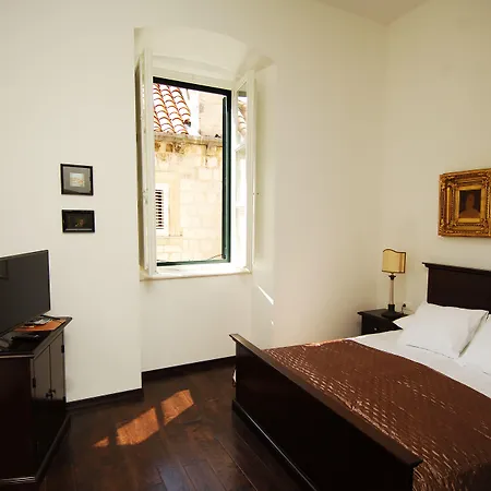 Sunce Palace With Free Offsite Parking