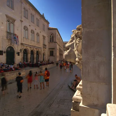 Sunce Palace With Free Offsite Parking Lägenhet Dubrovnik