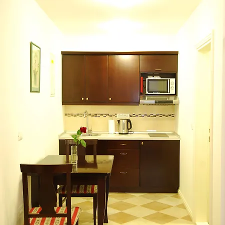 Sunce Palace With Free Offsite Parking *