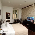 Sunce Palace With Free Offsite Parking Ragusa