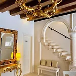 Sunce Palace With Free Offsite Parking Appartamento *