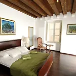 Sunce Palace With Free Offsite Parking דירה *