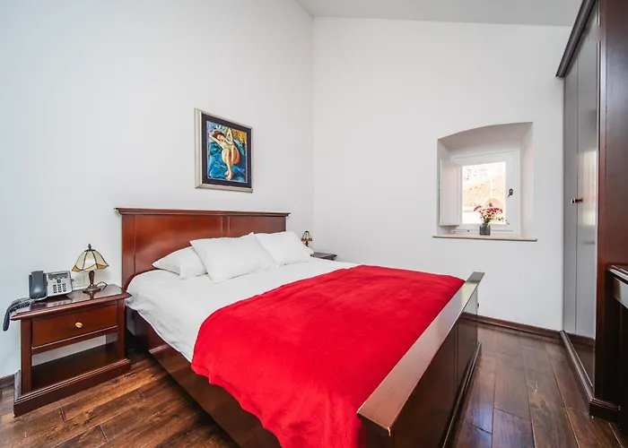 Sunce Palace With Free Offsite Parking Διαμέρισμα *