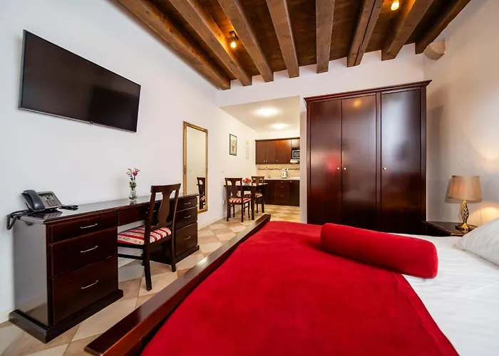 Sunce Palace With Free Offsite Parking Ντουμπρόβνικ