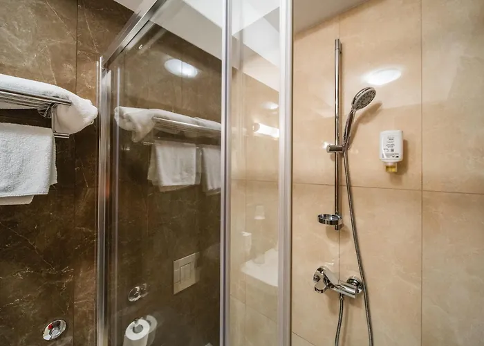 Sunce Palace With Free Offsite Parking Διαμέρισμα