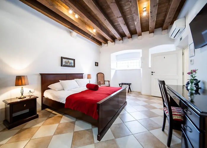 Διαμέρισμα Sunce Palace With Free Offsite Parking *